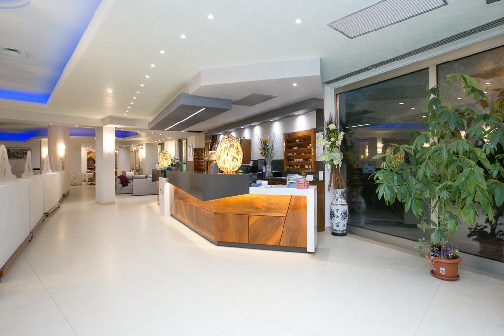 Hotel Metropol Sottomarina Esterno foto