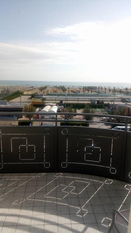 Hotel Metropol Sottomarina Esterno foto