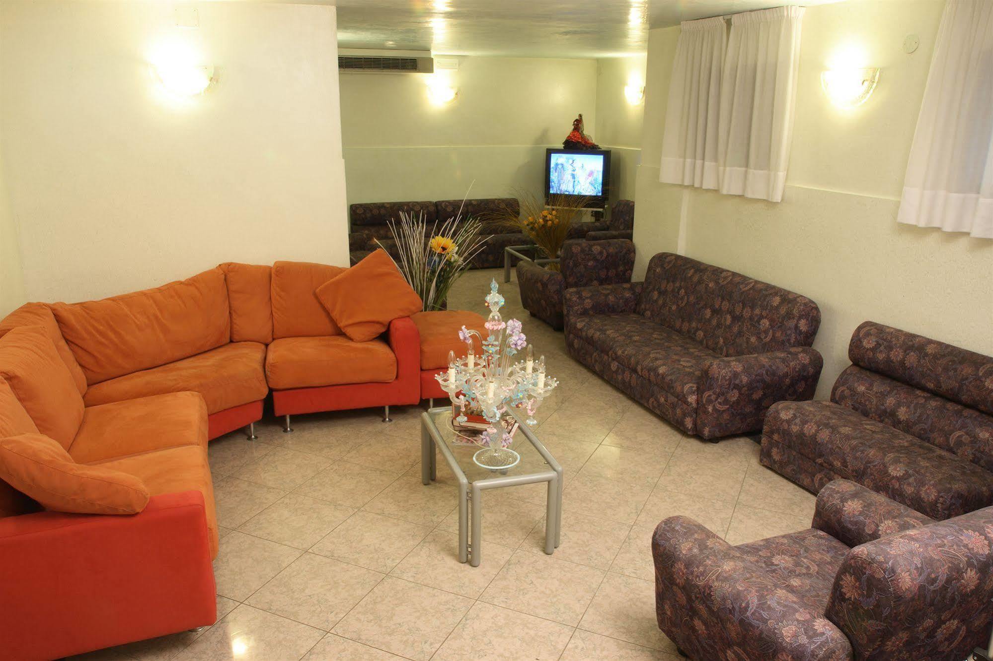 Hotel Metropol Sottomarina Esterno foto