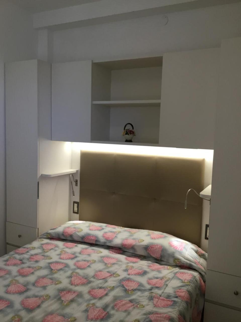 Hotel Metropol Sottomarina Esterno foto